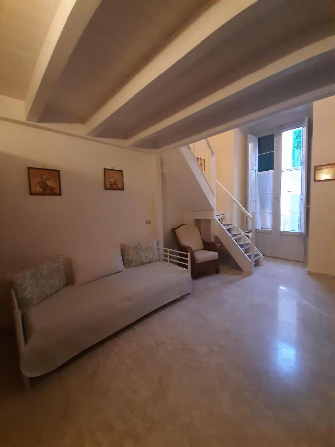 Holiday House Nel Cuore Di باري المظهر الخارجي الصورة